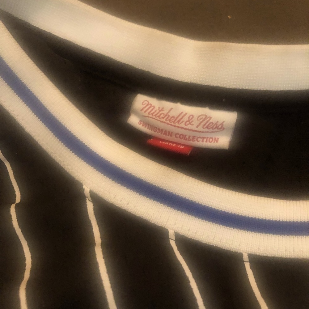 Mitchell & Ness throwback jersey